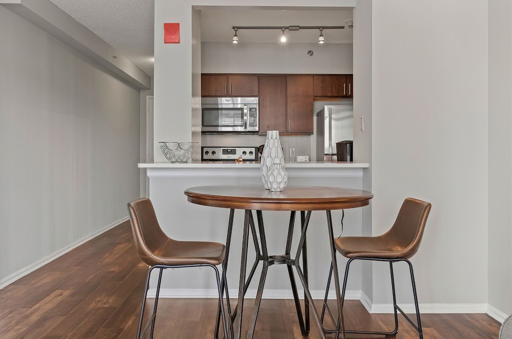 15 Bank Street - BSC-207L