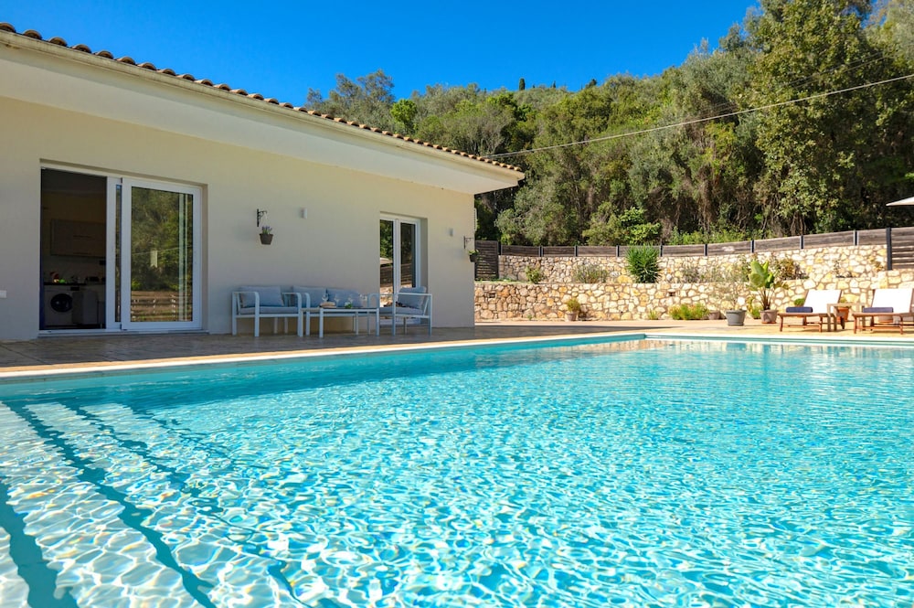 Villa Kambos Saint Stephanos