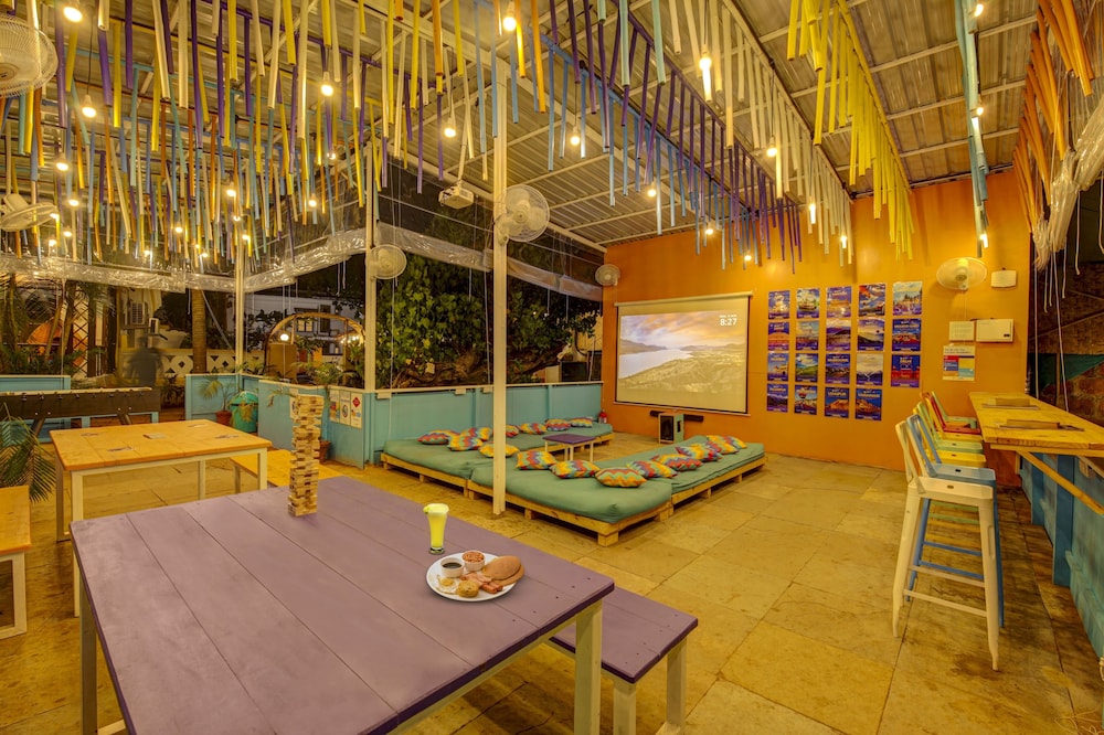 goSTOPS Lite Goa, Calangute