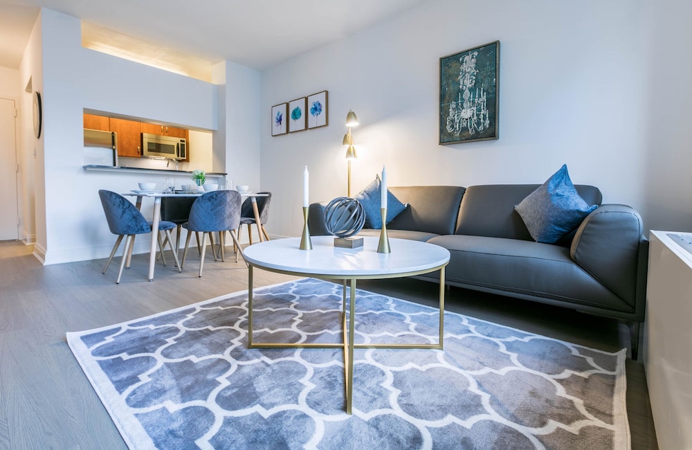 Fully Furnished 1BR in Murray Hills