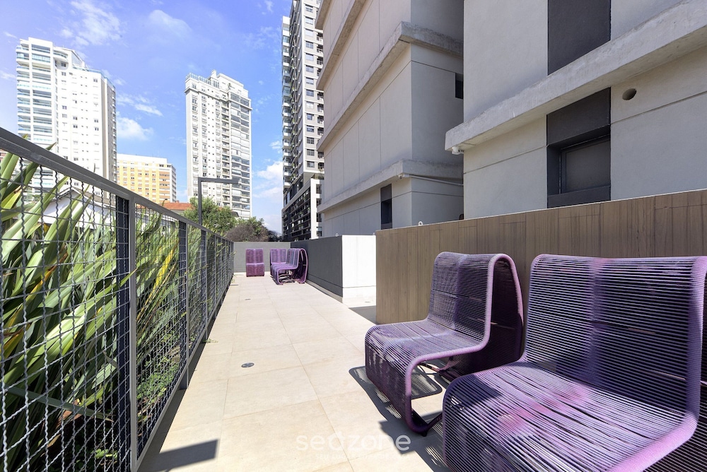 Studio With Balcony 100m From Puc-pompeia Puq0208