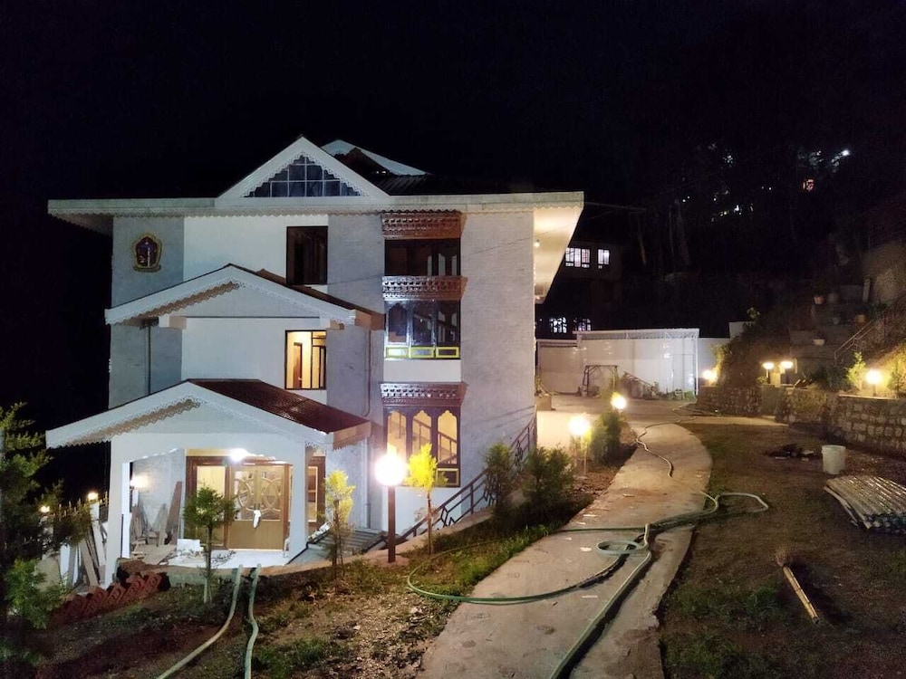Kunden Fortune Resort Gangtok Near MG Marg
