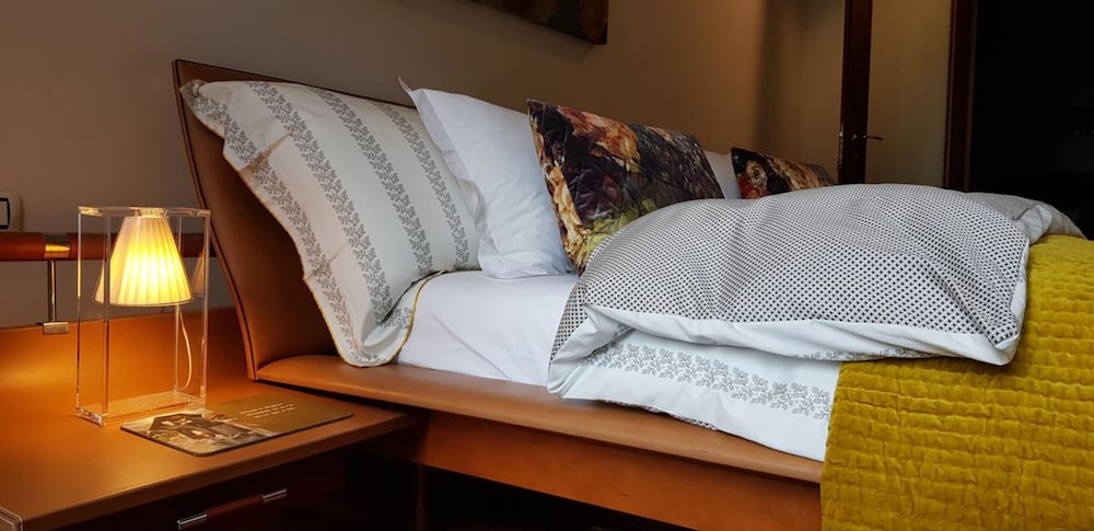 Montreux Rotana Villa