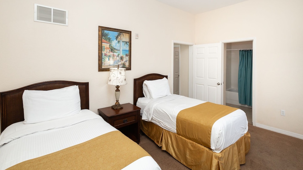 Tropical 2 BDR Condo in Brand New Resort Community - Image 5