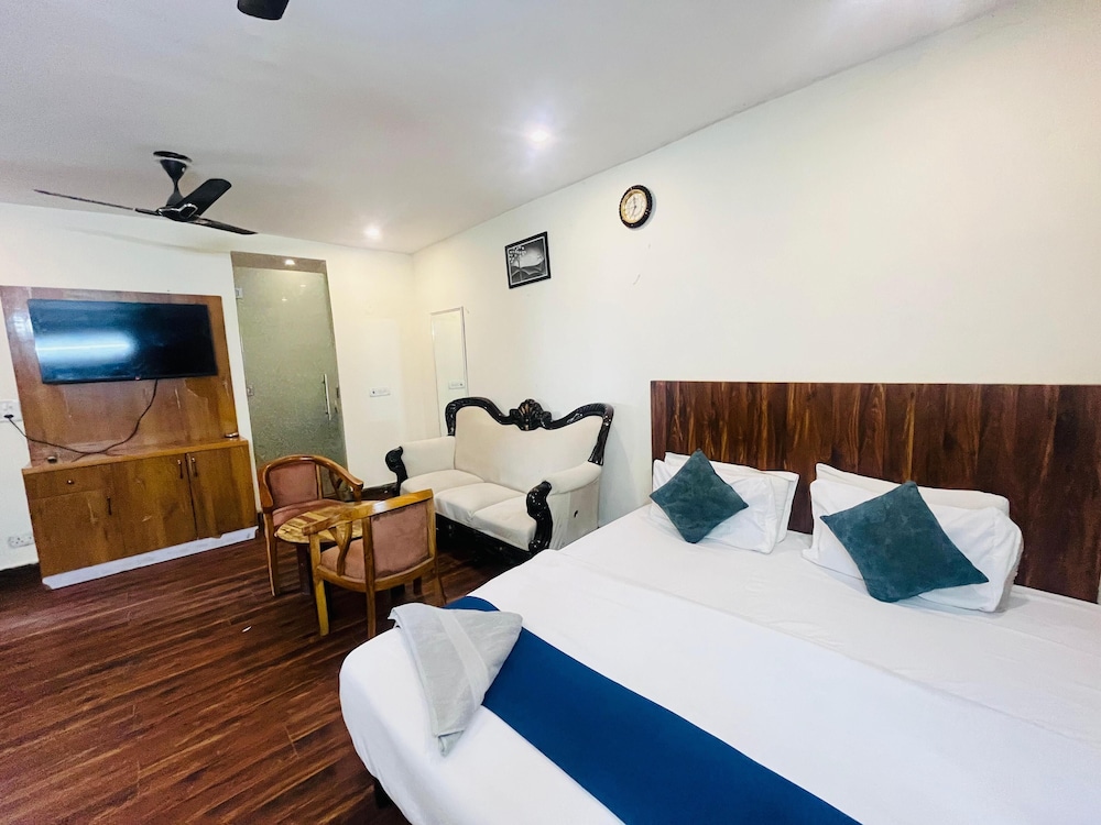 Roomshala Hotel Green Valley