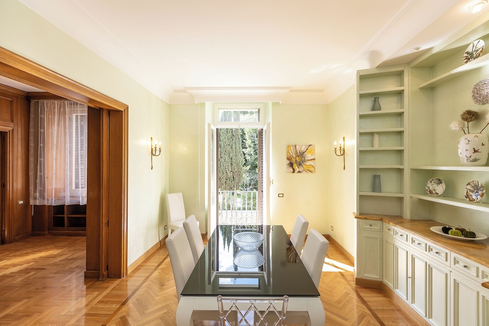 Ludovisi Apartment