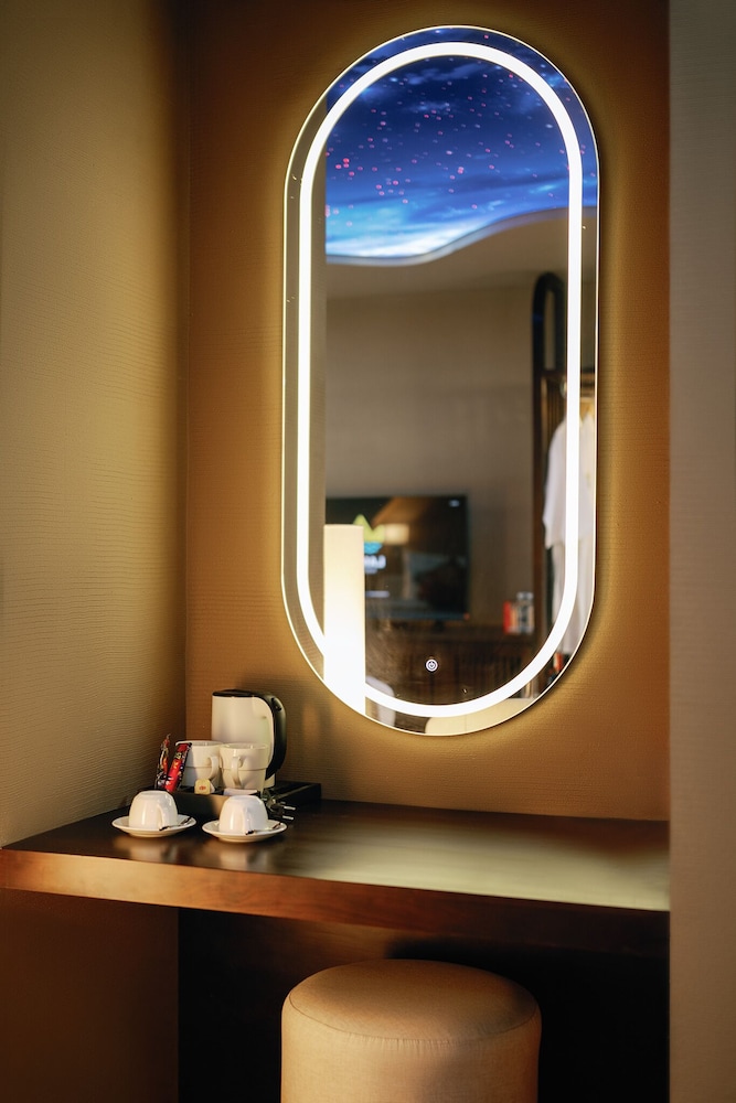Lamori Resort & Spa