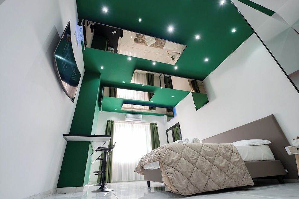 H. G. Boutique Toledo Napoli Centro by ClaPa Group Dislocated Hospitality