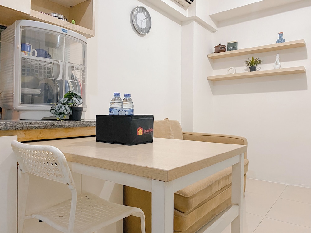 Good Deal and Comfy 2BR Apartment Green Pramuka City