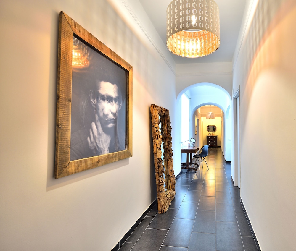 Romantica Rooms
