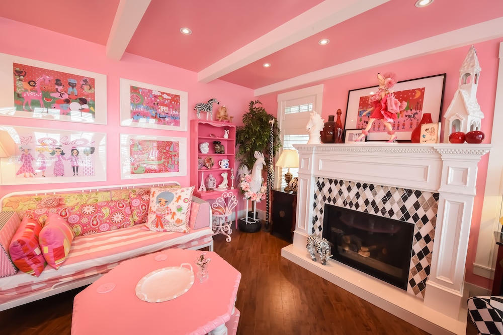 Deerfield House