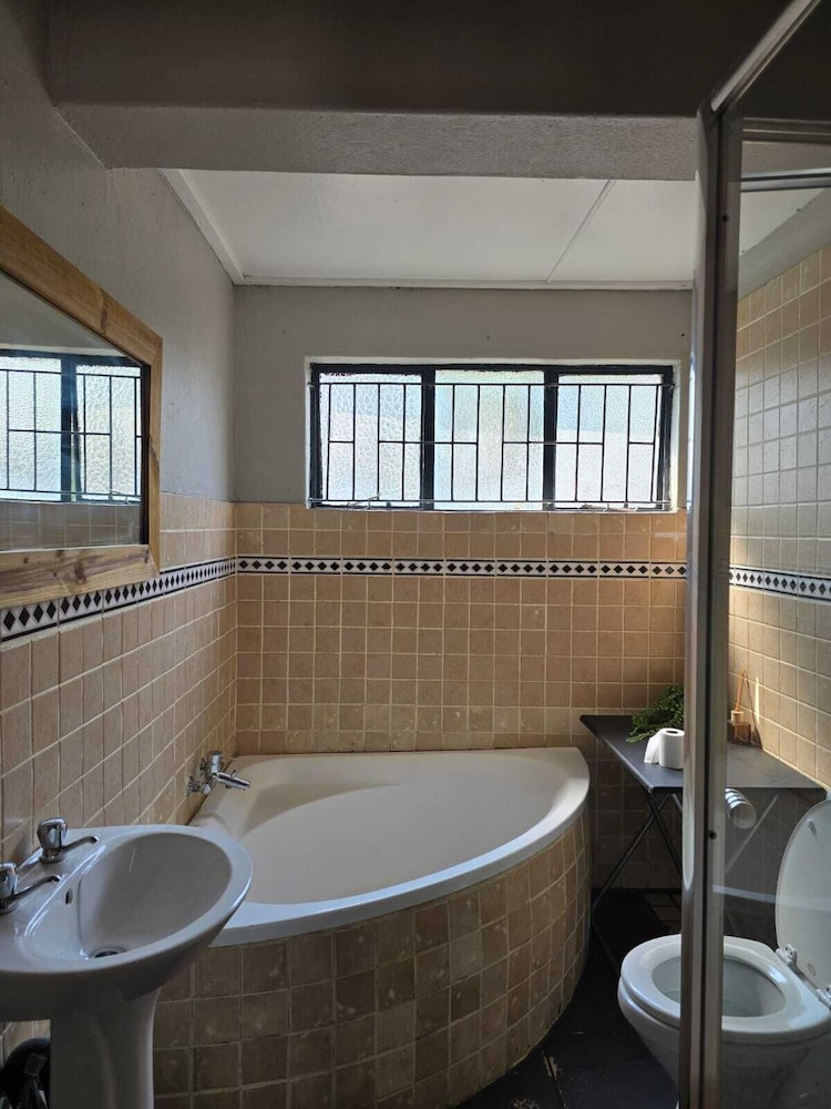 Bothabelo Lodge