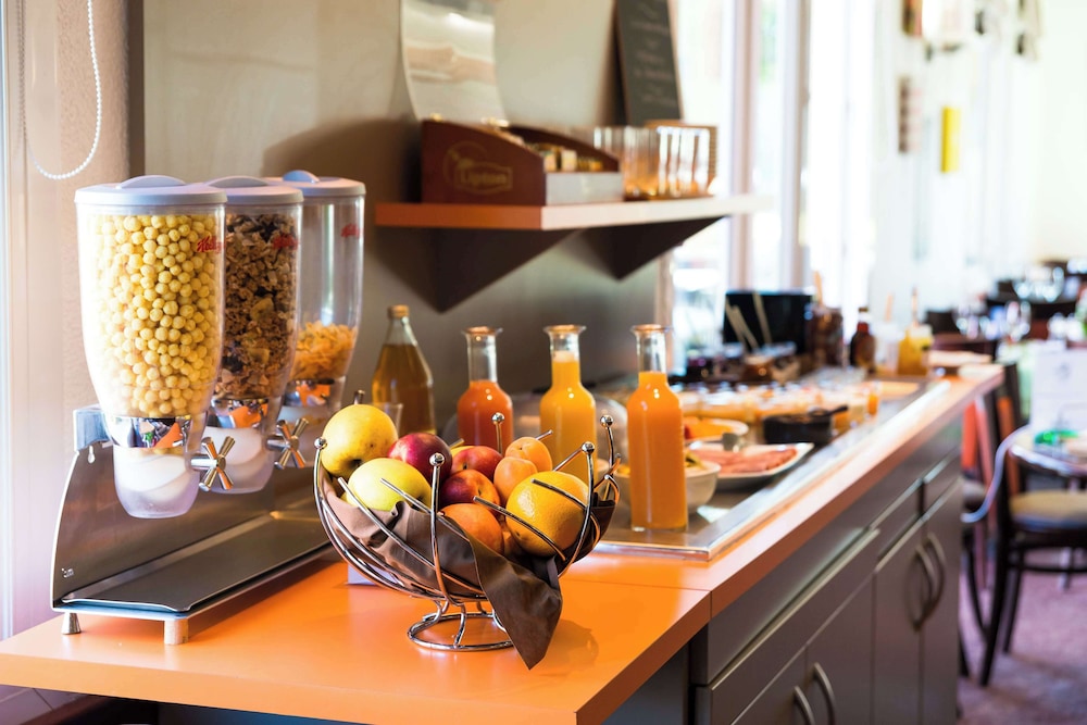 Saint-Herblain Vacations - Brit Hotel Nantes St Herblain - Le Kerann - Property Image 69