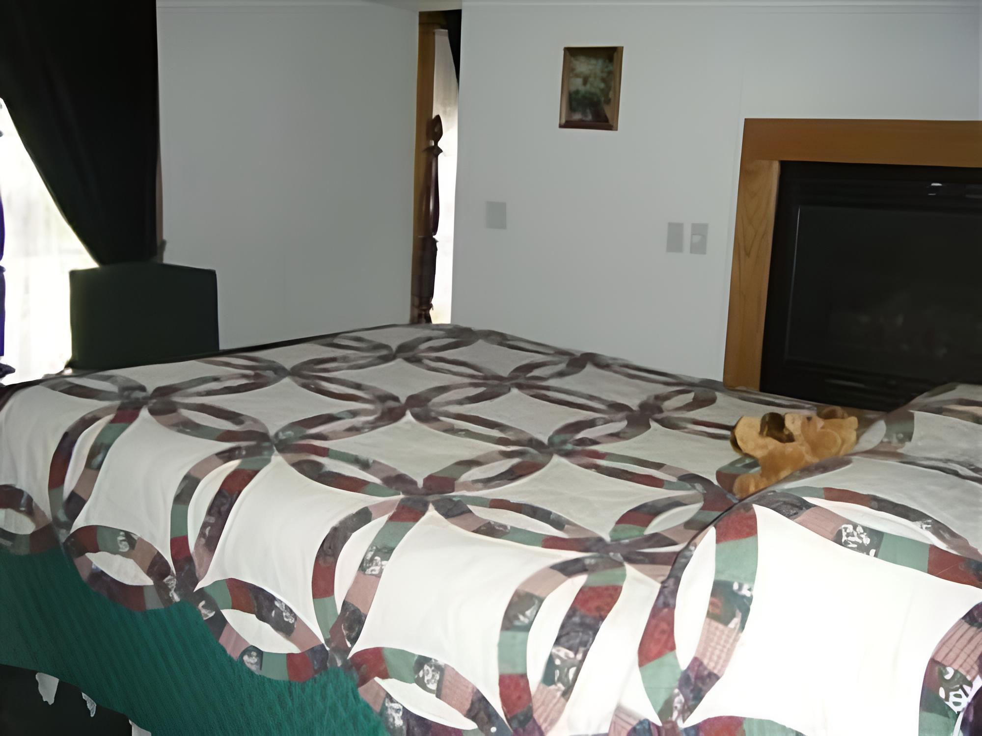 The Sawyer House Bed & Breakfast view 4