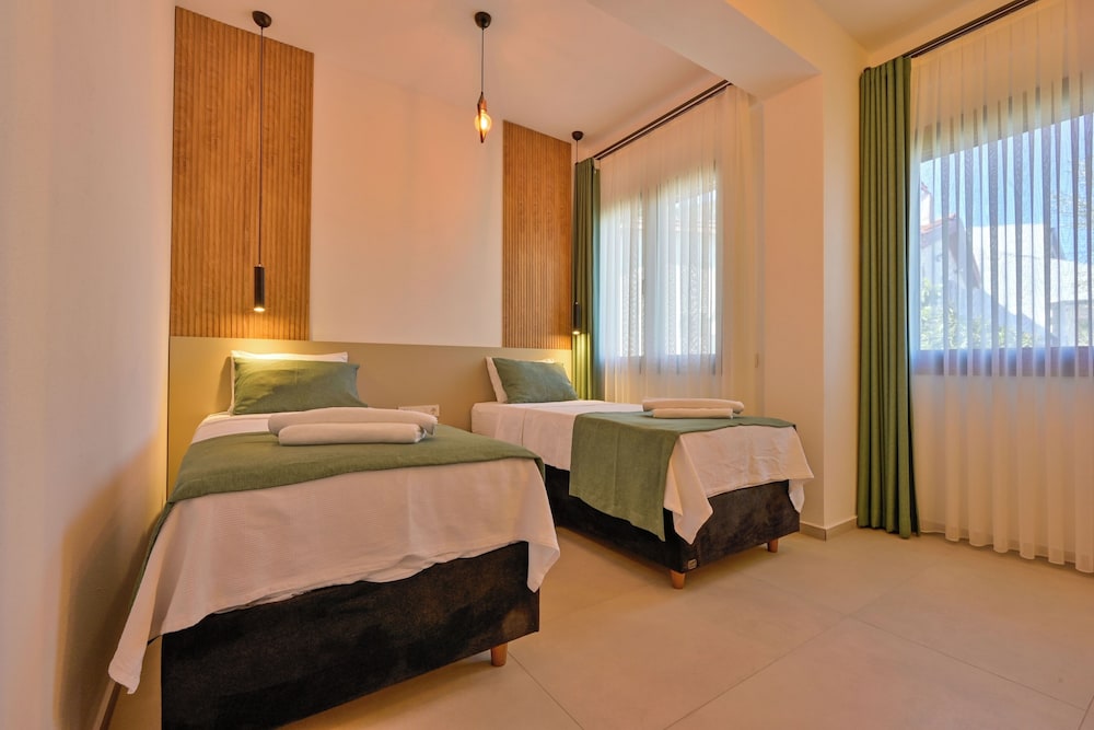 Hi Life Suites