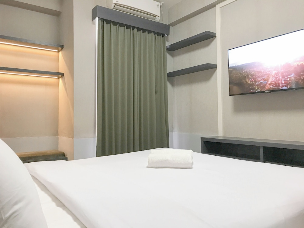 Minimalist And Cozy Studio Bale Hinggil Apartment