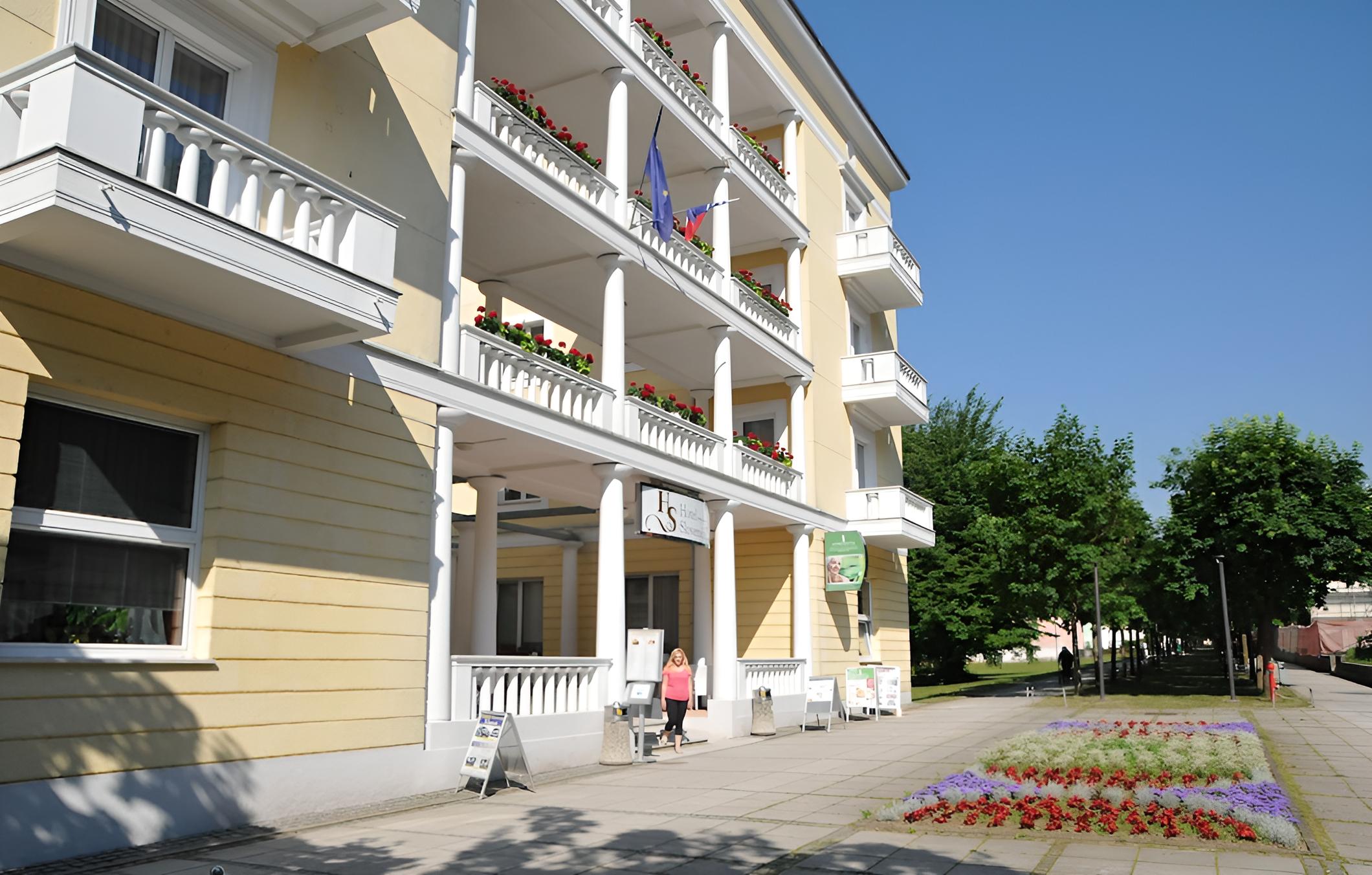 Hotel Slovenija view 3