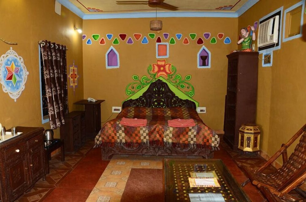 NAKHRALI DHANI VILLAGE RESOTR LLP