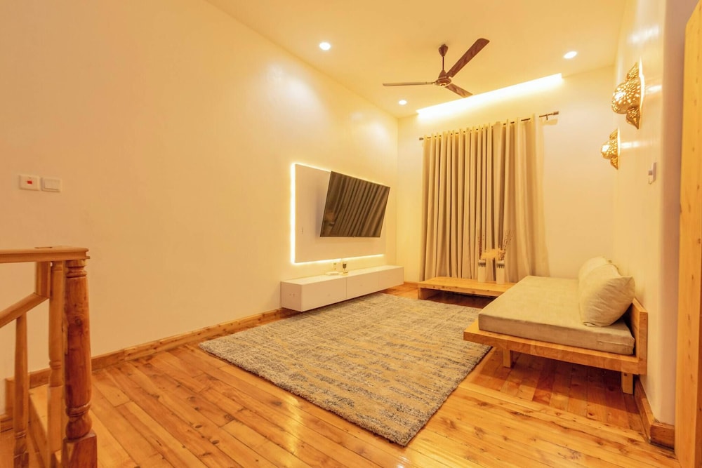 Luxurious Diani Beach Villa With Private Pool