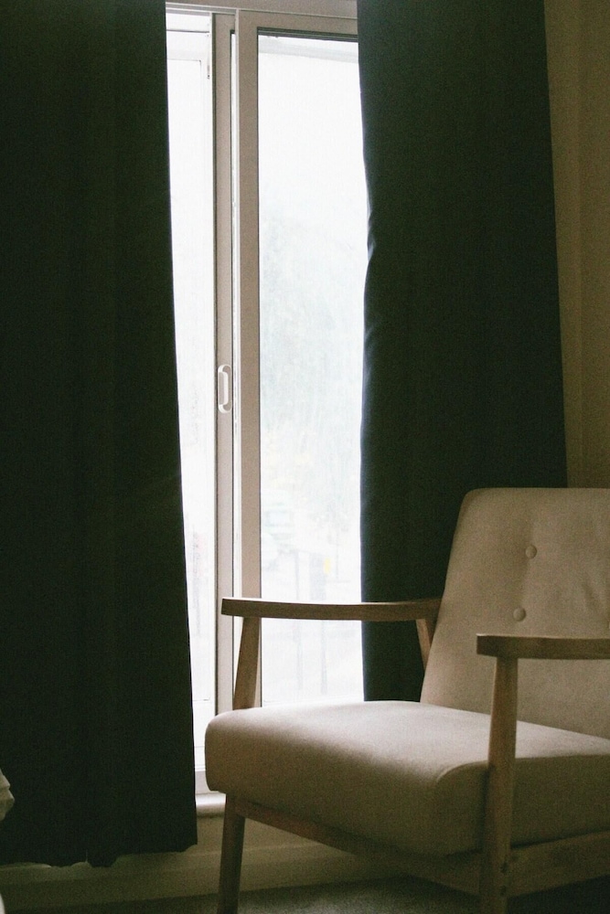 London Gem - Chic Apartment Retreat