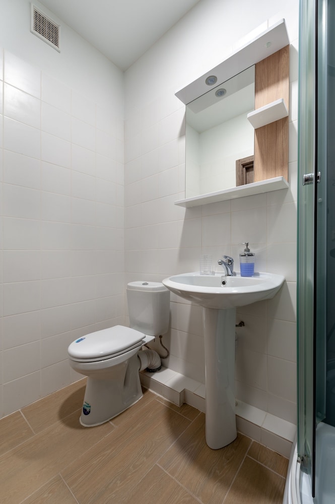 Apartment on Malysheva 42a 04 view 2