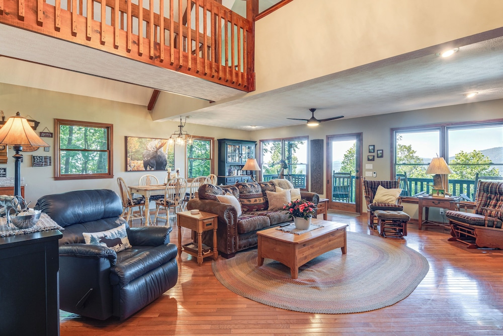 Decks + Lake Access: Scenic North Carolina Retreat