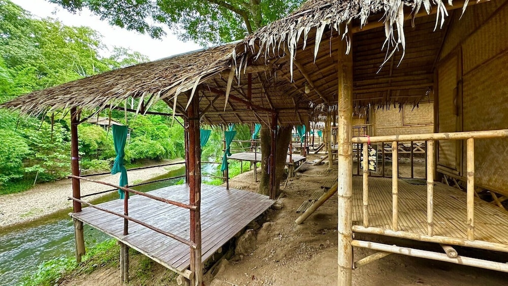 Tid-jai Homestay at Suan Phueng