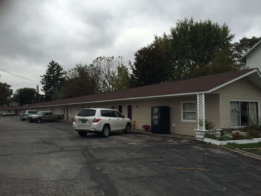 Double A Motel