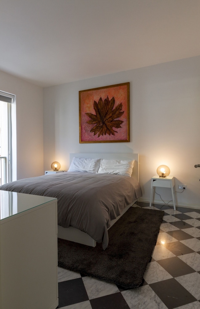 Modern-luxury in Tigne Point w Pool, Best Location view 4