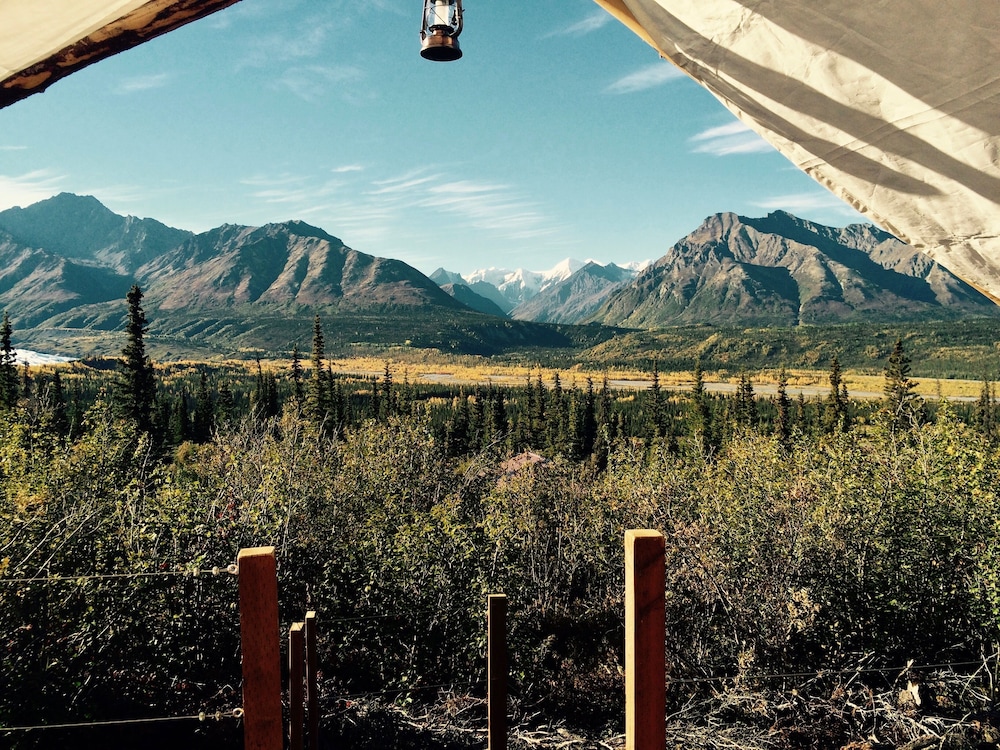 Alpenglow Luxury Camping
