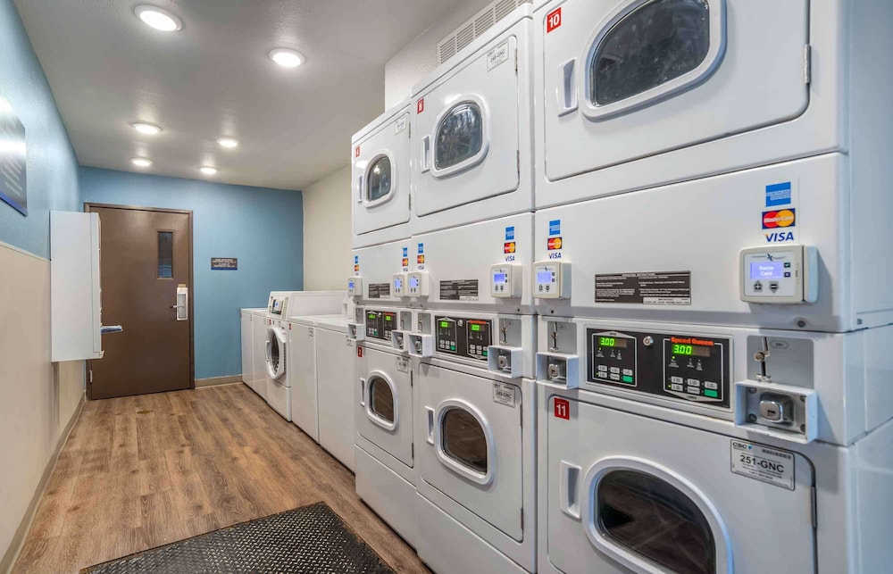 Extended Stay America Select Suites - Jackson - South