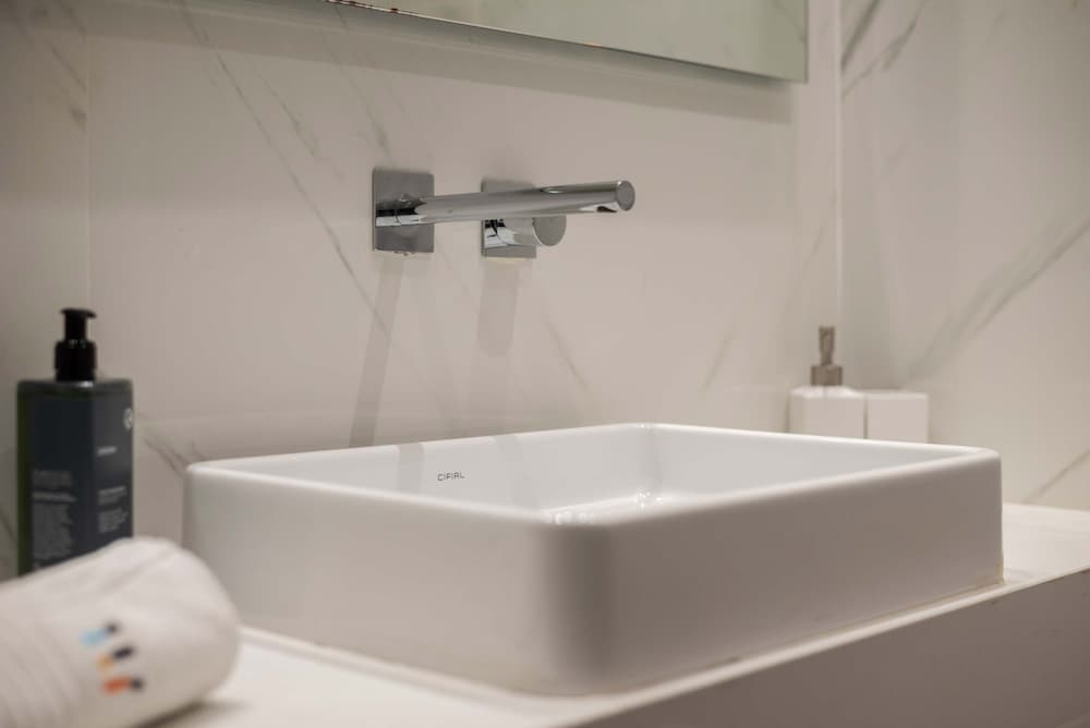 Liiiving in Porto - The Prestige Apartment 1F