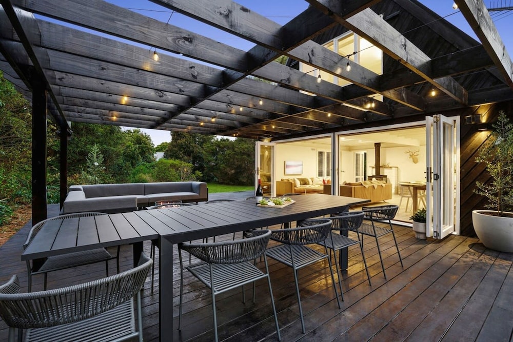 The Coast Country Cottage