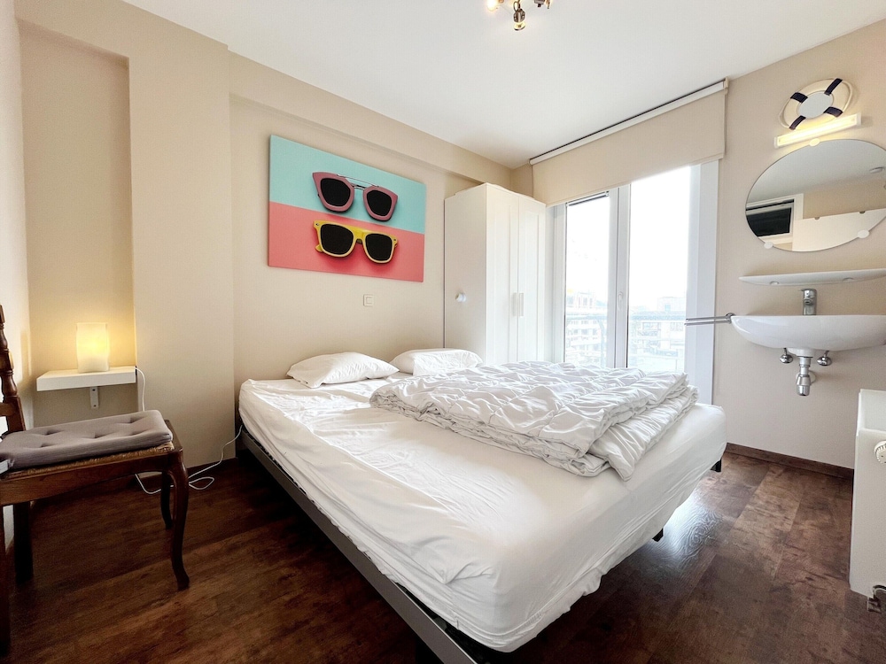 Apartment in Wenduine With Stunning Sea Views