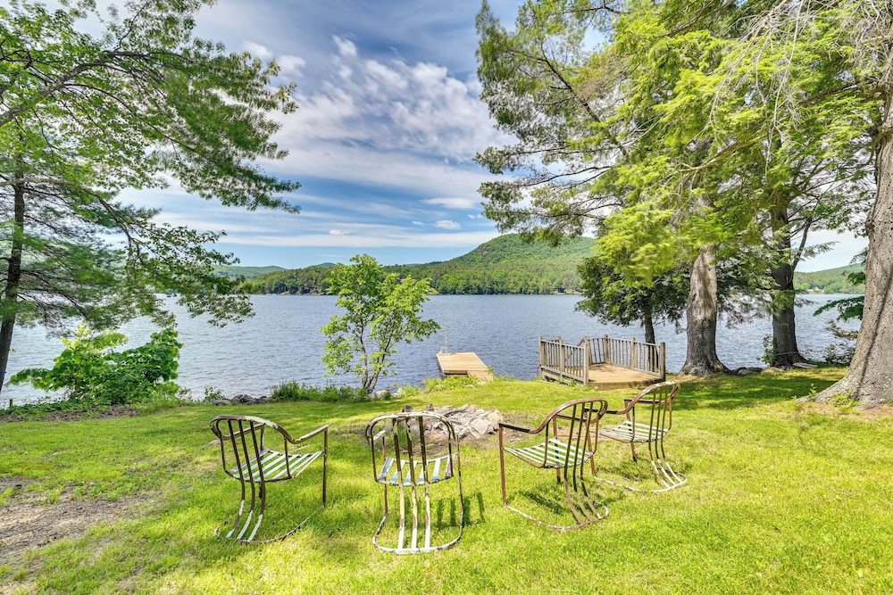 Lakefront Corinth Log Home: Private Dock, Fire Pit view 5