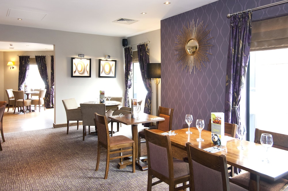 Premier Inn High Wycombe Central, photo 16