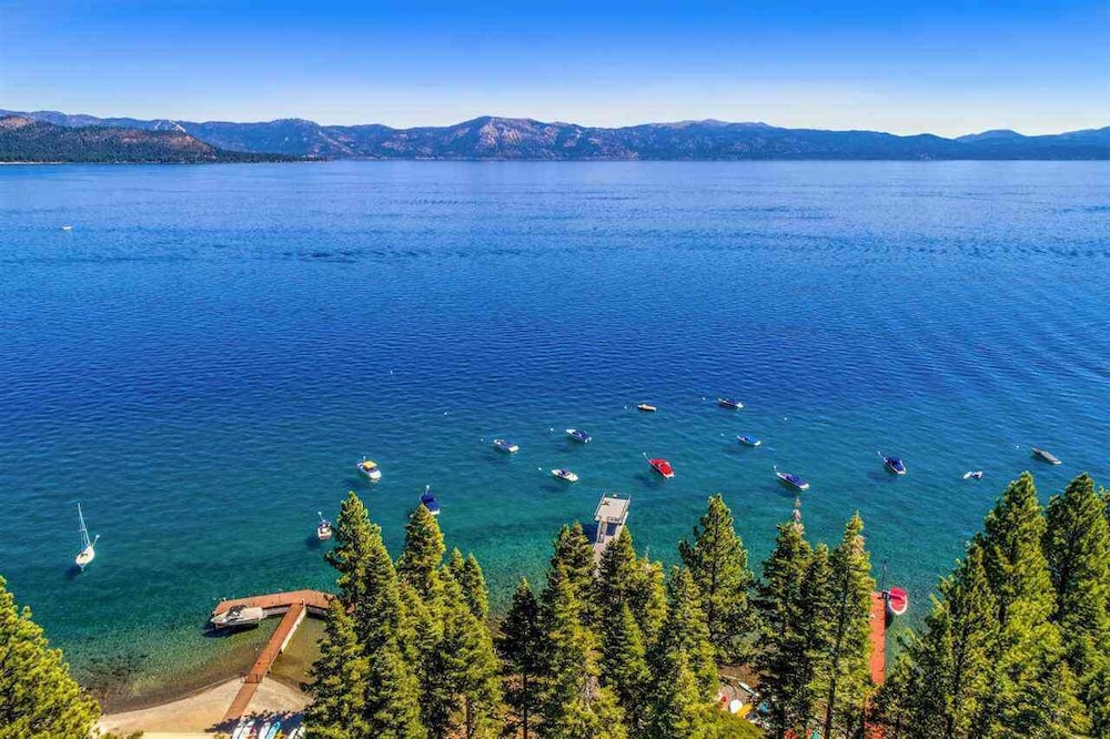 3BR Home in Alpine Meadows for 8 view 2