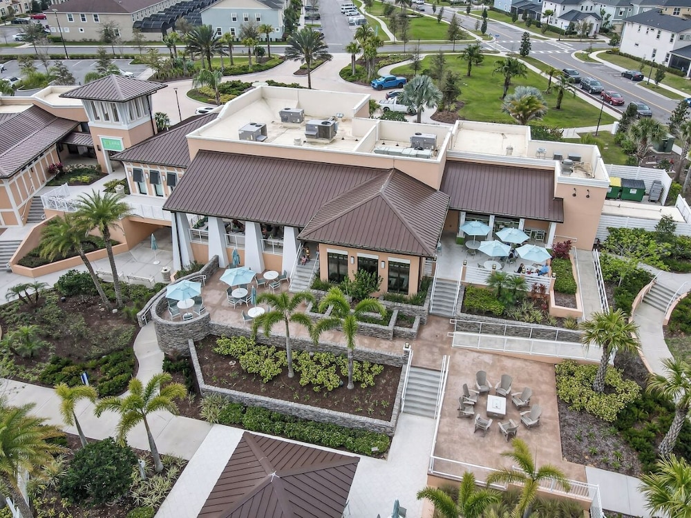 Fairytale Mansion 6BR Arcade & Pool