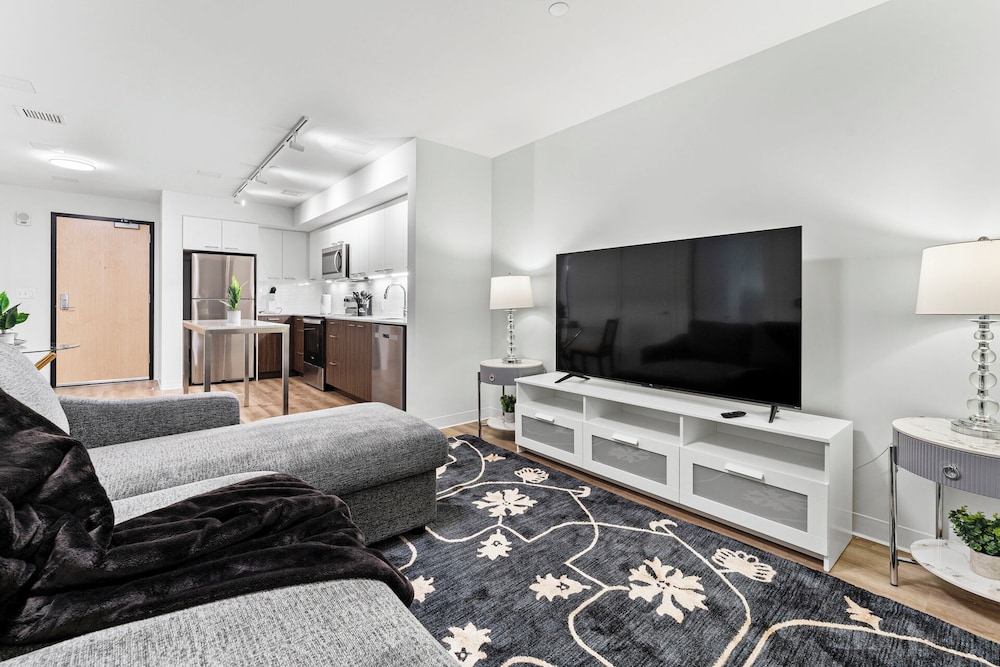 Furnished Apts near Harvard Stadium