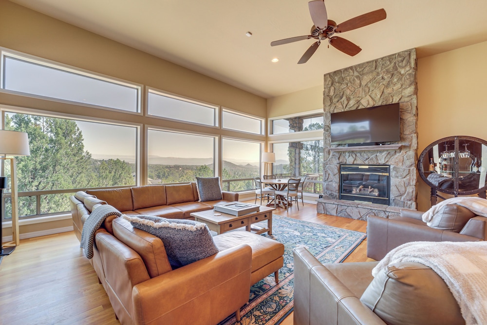 Panoramic Views: Luxe Payson Paradise!