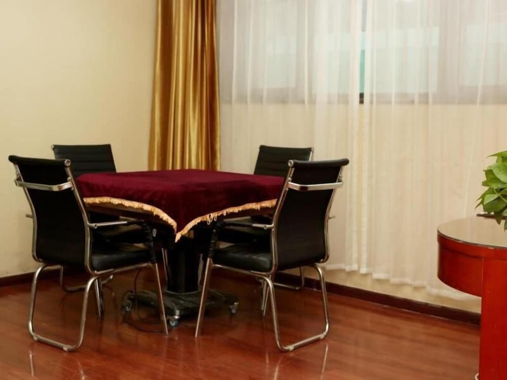 GreenTree Inn Tianjin Wuqing District West Yongyang Road Florentia Village Express Hotel