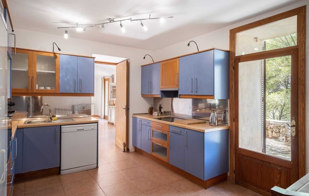 Royal hideaway & retreat Calvia view 4