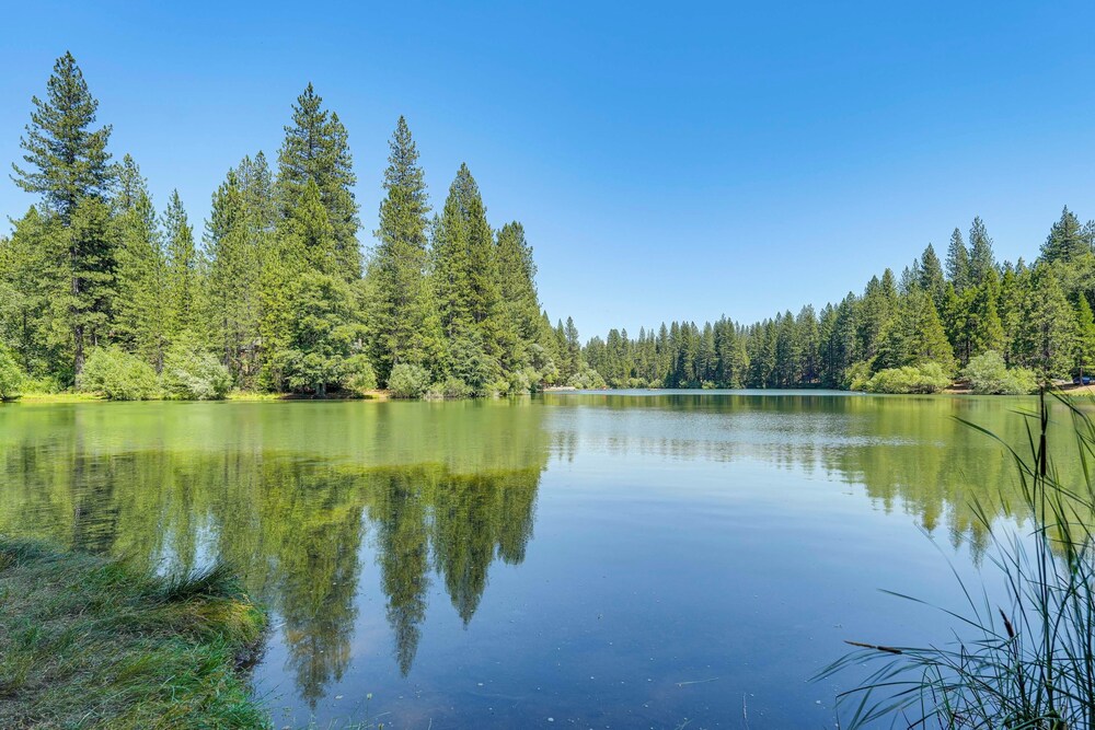 Private Lake Access: Pet-friendly Home in Arnold!
