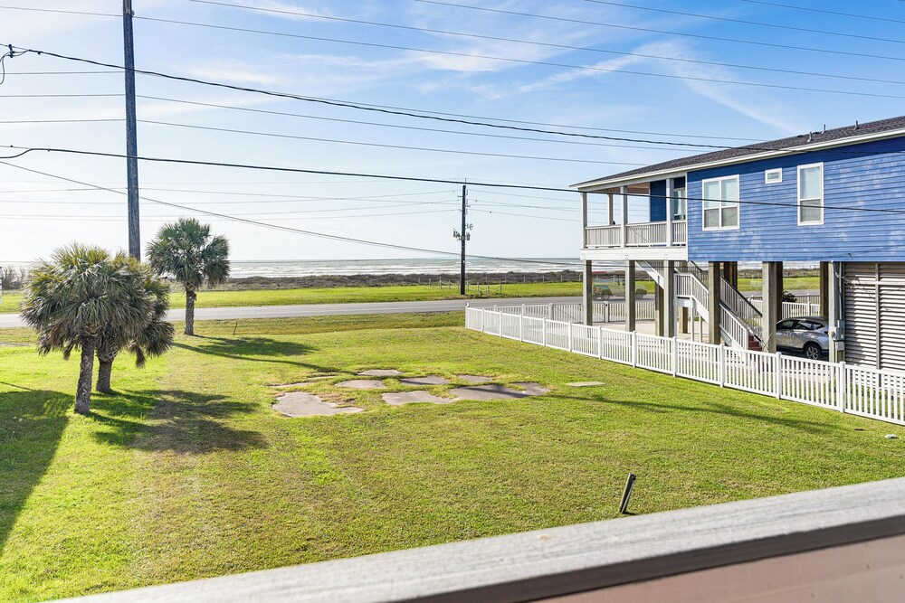 Walk to Beach: Galveston Home w/ Patio & Balcony!