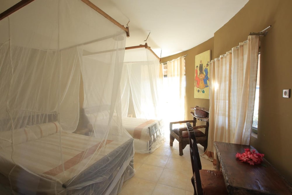 Emerald Lodge Turmi