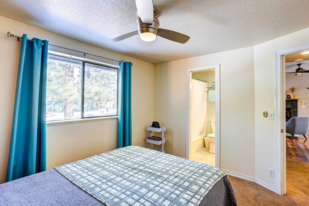 Pet-friendly Bend Home ~ 2 Mi to Downtown view 2