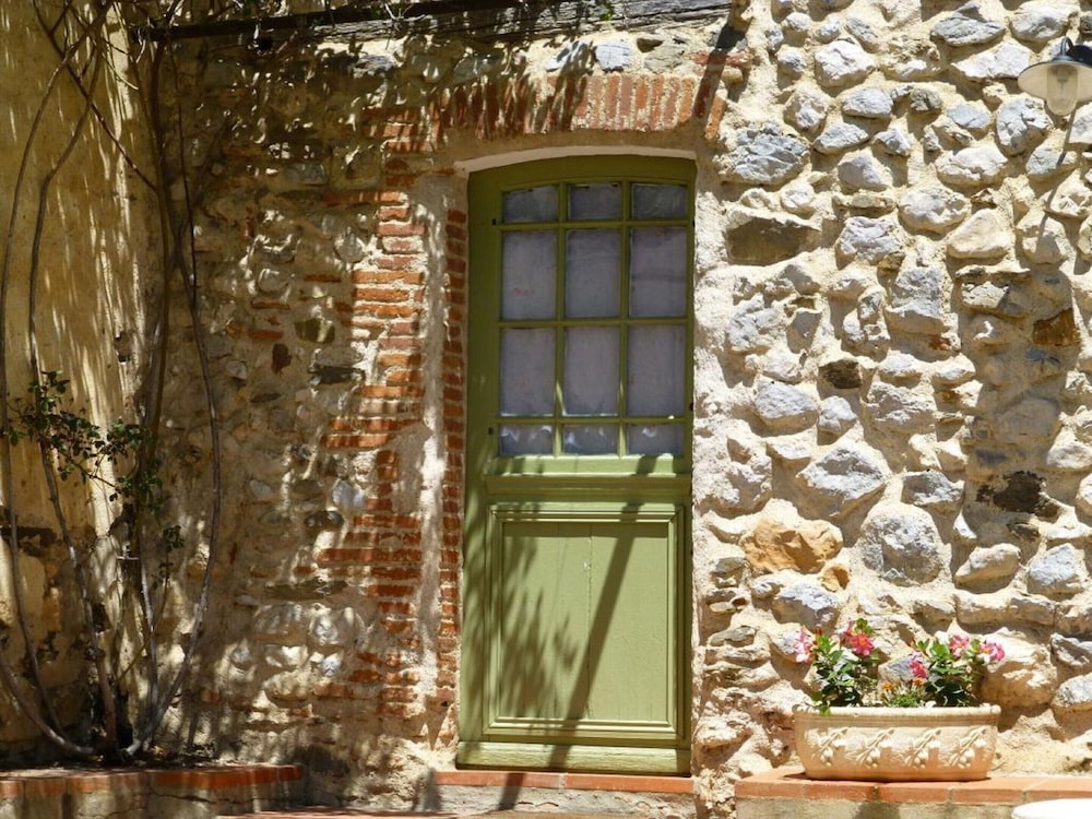 Holiday Home in Tautavel Near Gorges de Gouleyrous view 5