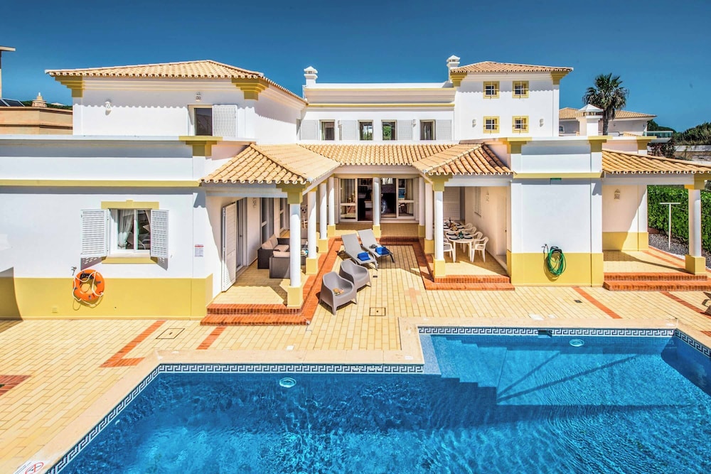Villa Candeias