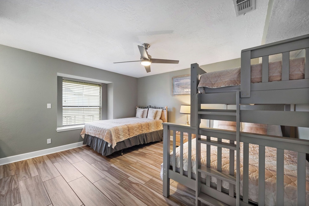 Ocean View by Ryson Vacation Rentals