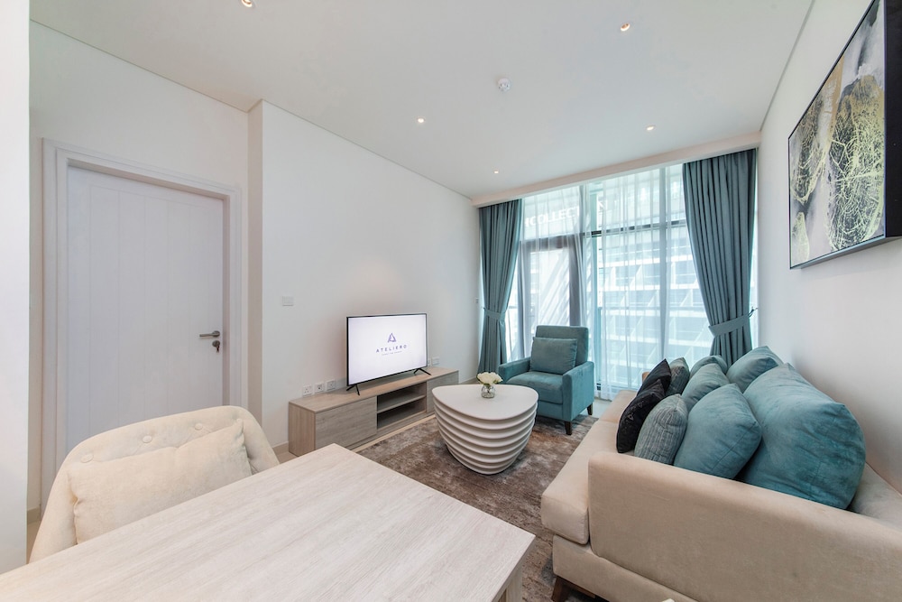 New 1BR with beautiful sea view